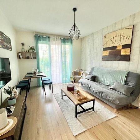 Appartamento Le Renoir Terrasse De Plain-Pied Et Piscine Limoges Esterno foto
